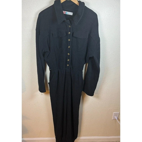 Free People Pants - Free People Beach Medium Black Long Sleeve Jumpsuit w/ Pockets & Elastic waist
